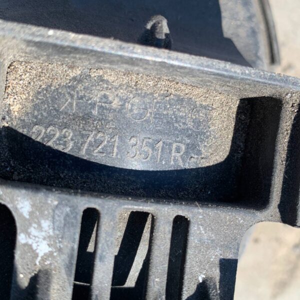 ZBIORNIK PODCIŚNIENIA 223721351R RENAULT MASTER III