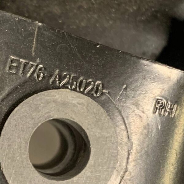 ROLKA ŚRODKOWA PRAWA DRZWI PRZESUWNYCH ET76A25020 FORD TRANSIT COURIER