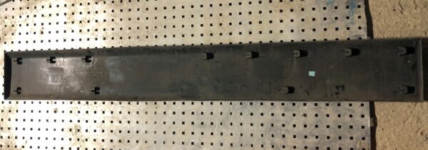 LISTWA BOCZNA LEWA MASTER III 828210160R