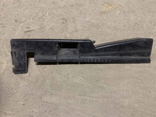 INNE CZĘŚCI KOMORY SILNIKA FORD TRANSIT MK6 YC1HV8311AA