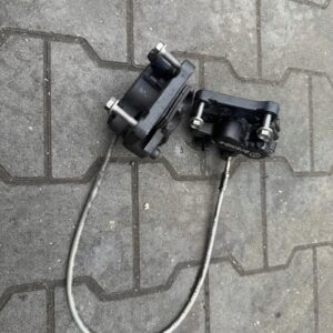 ZACISKI PRZÓD TRIUMPH TIGER 800 XCA 18-20 LIFT T2022610 T2022620