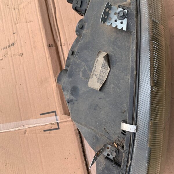 LAMPA PRZEDNIA LEWA 7701044518 USZKODZONA RENAULT MASTER II