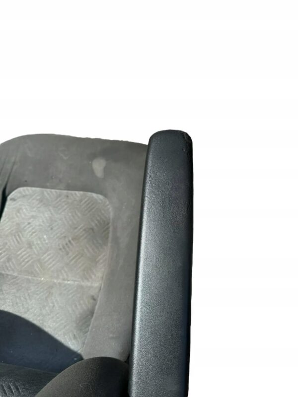 4f958ff180f53c27febda5c340200129