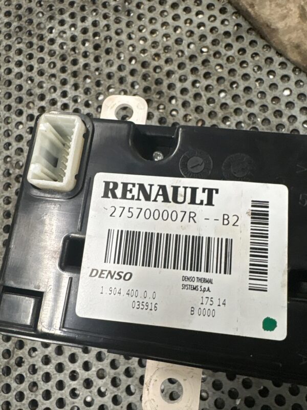 af8de6225a356ab29bb750d39cf14db0