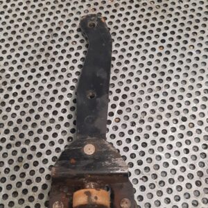 PROWADNICA ROLKOWA DRZWI DOLNA VOLKSWAGEN T5