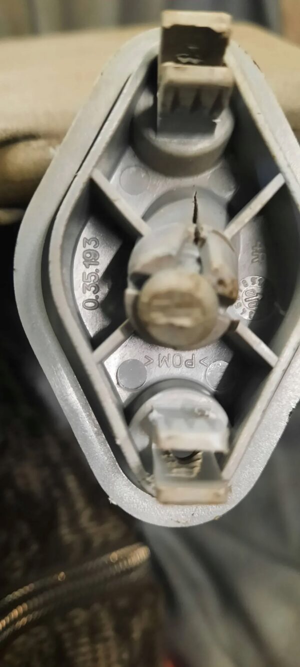 OSŁONA PRZECIWSŁONECZNA 035193 PRAWA