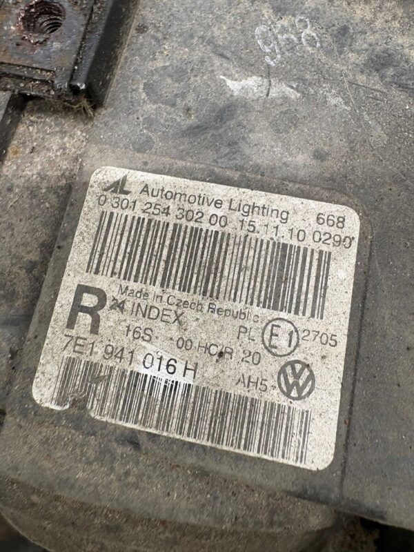 LAMPA PRZEDNIA PRAWA VW T5 7E1941016H