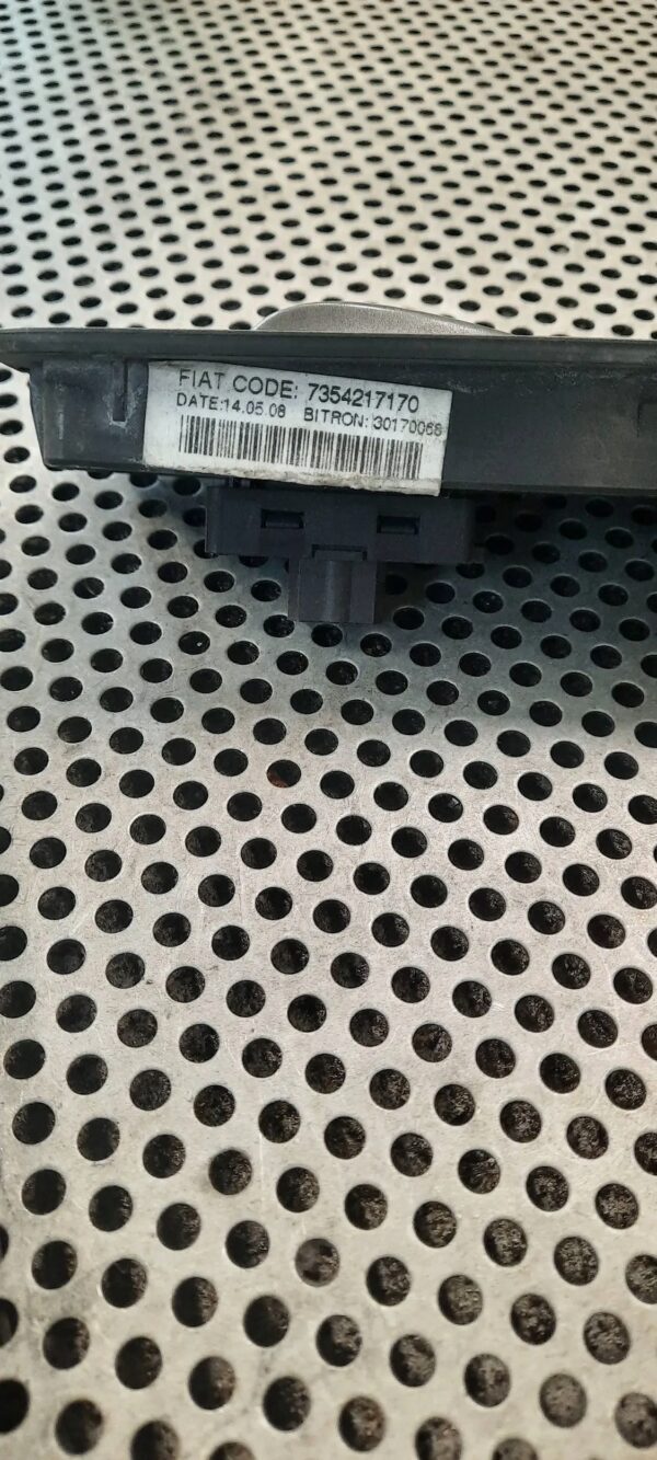 824483f2f376e7e941d0697ba26ec710