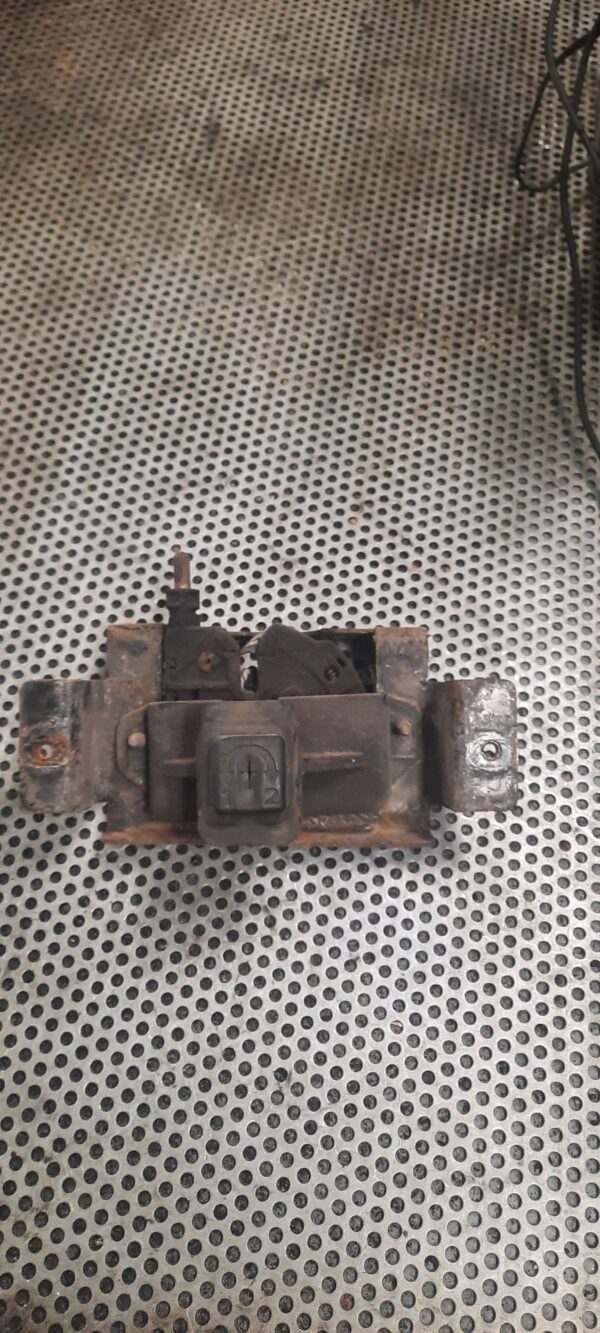 f19362f9ffe4a96d87ccb1e5b32fd7e9