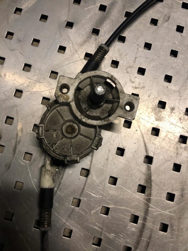 MECHANIZM PRAWY MANUALNY MERCEDES VITO 638 96-03