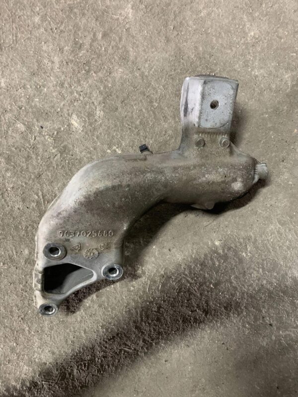 3900a051dad31eda58ba34d1f4ec5e97