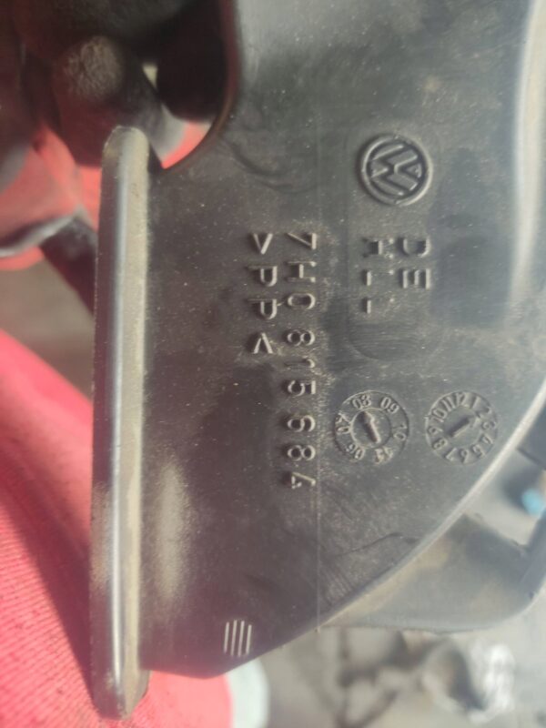 WLOT POWIETRZA VW T5 7H0815684