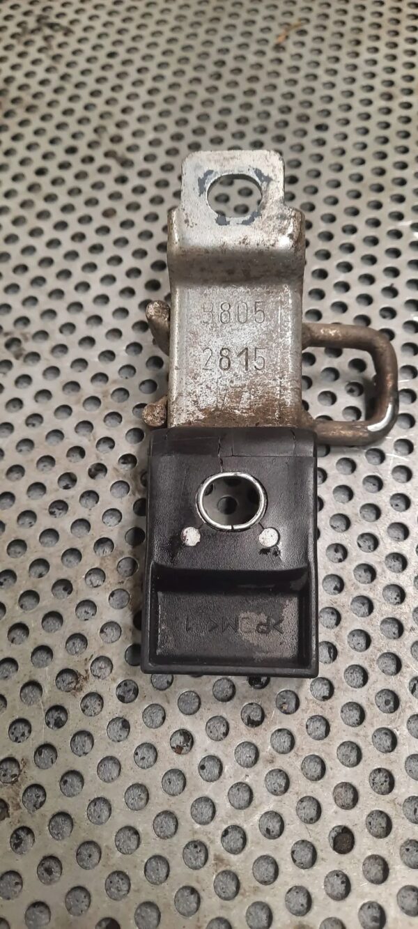 ZAMEK RYGIEL B8052815 IVECO DAILY VI - 14 2.3 HPI