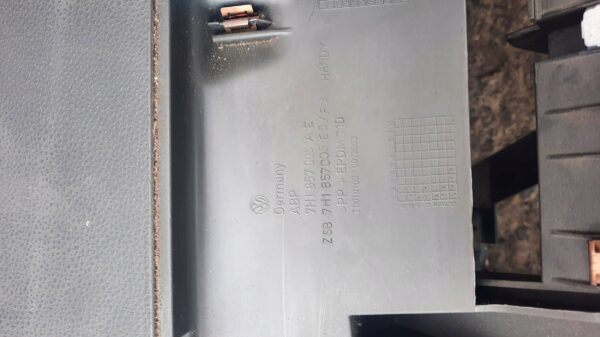 aeb73377de188a13787e1fab61e9cd82