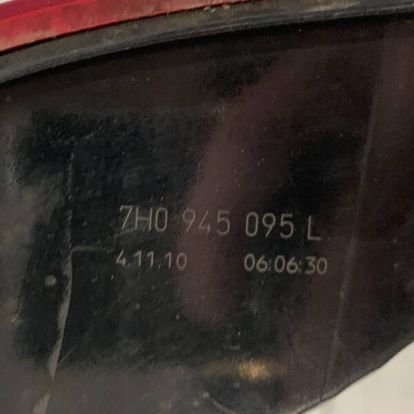 LAMPA TYLNA LEWA 7H0945095L VOLKSWAGEN T5