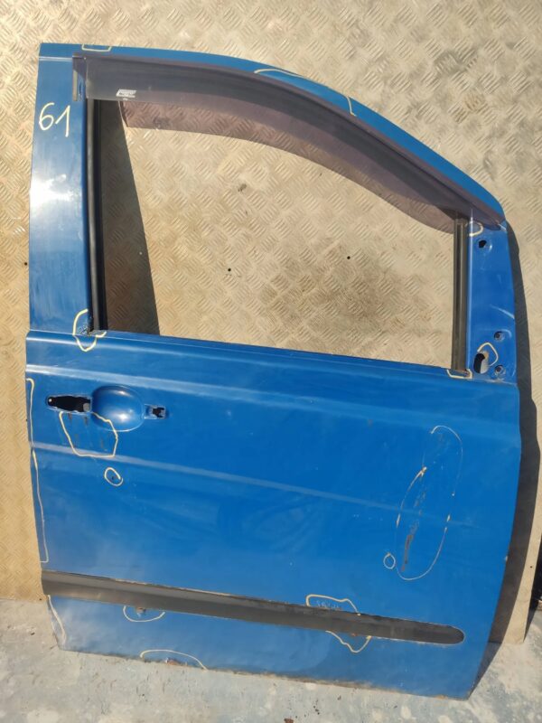 DRZWI PRZEDNIE PRAWE MERCEDES VITO VIANO W639 61