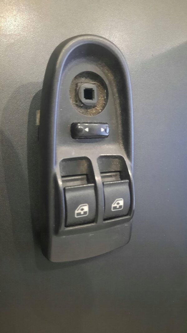 867c7b410fe7d553f235a7dab0d142e8