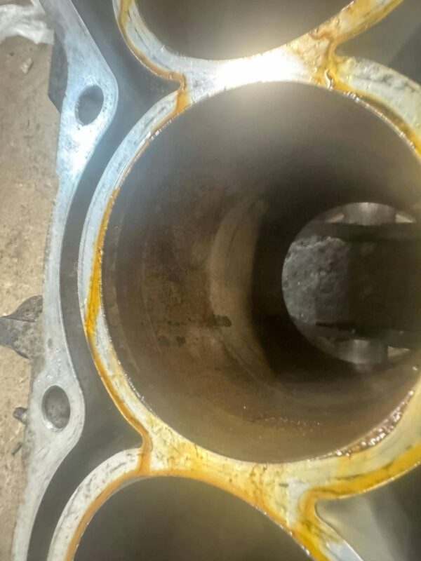 BLOK SILNIKA MERCEDES SPRINTER 1.8 KOMPRESOR OM 271.951 ŁADNY