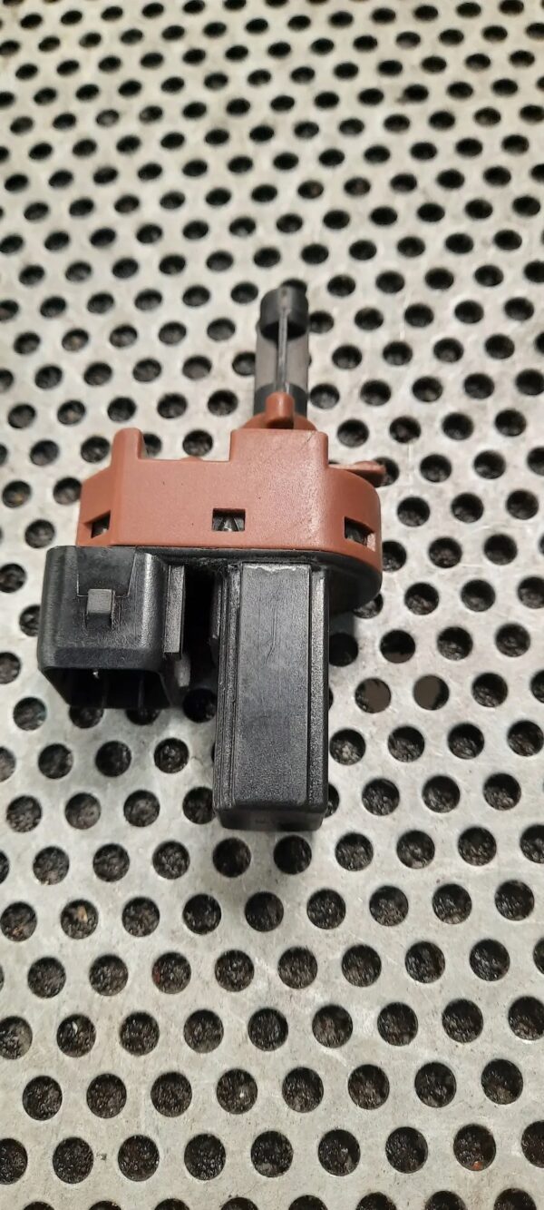 CZUJNIK SPRZĘGŁA 256T7C534AA TRANSIT