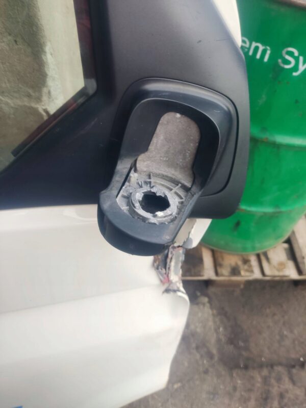 DRZWI PRAWY PRZÓD VW T5