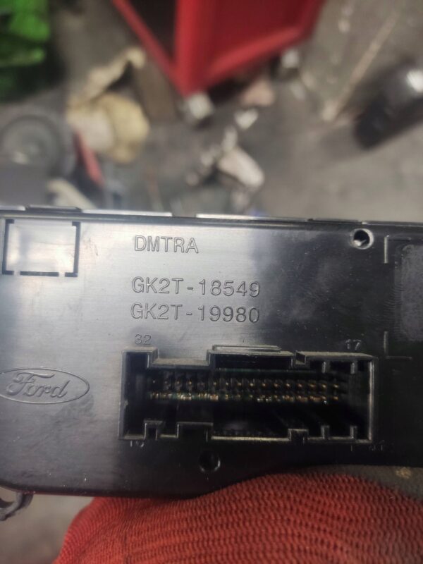 7b553f4932f6e7e3b72f4adf5f83301e