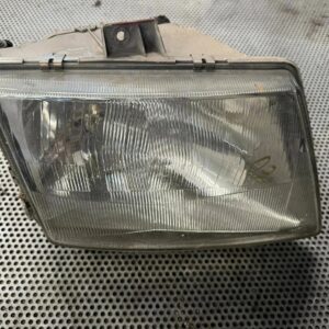 LAMPA PRAWY PRZÓD EU MERCEDES VITO 638