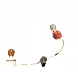 KOSTKA LAMPY TYLNEJ RENAULT TRAFIC III 14-