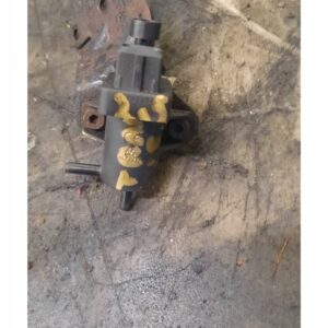 ZAWÓR PODCIŚNIENIA RENAULT TRAFIC 7700113709 WIDOCZNE ŚLADY URZYTKOWANIA