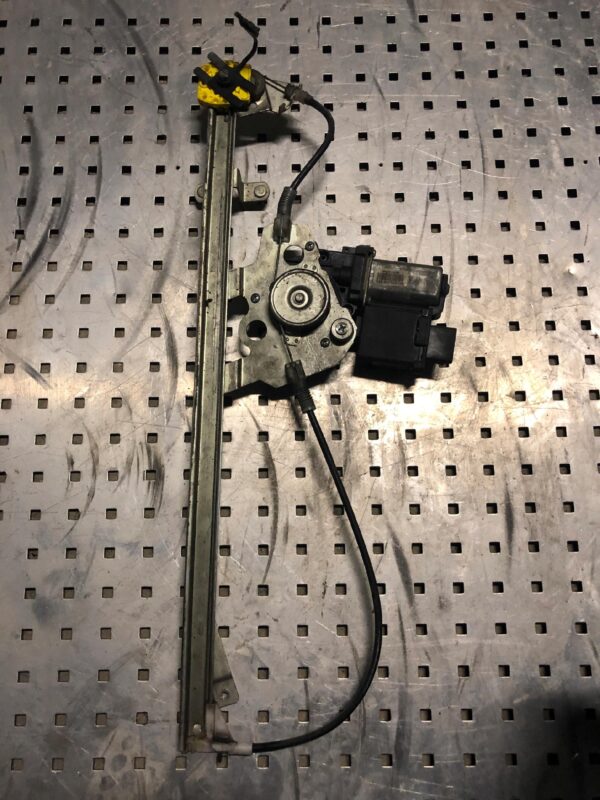 PODNOŚNIK SZYBY JUMPER BOXER DUCATO 1368044080