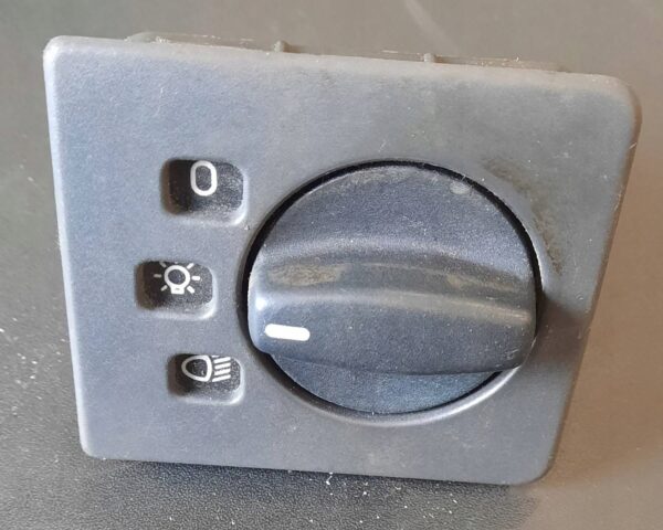 5a54c351c9d151c40f4b9f0735f256ef