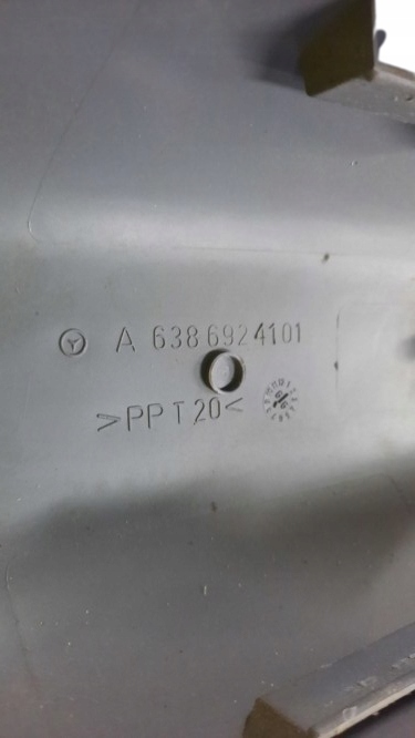 OSŁONA ZAŚLEPKA VITO 638 V-KLASA A6386924101