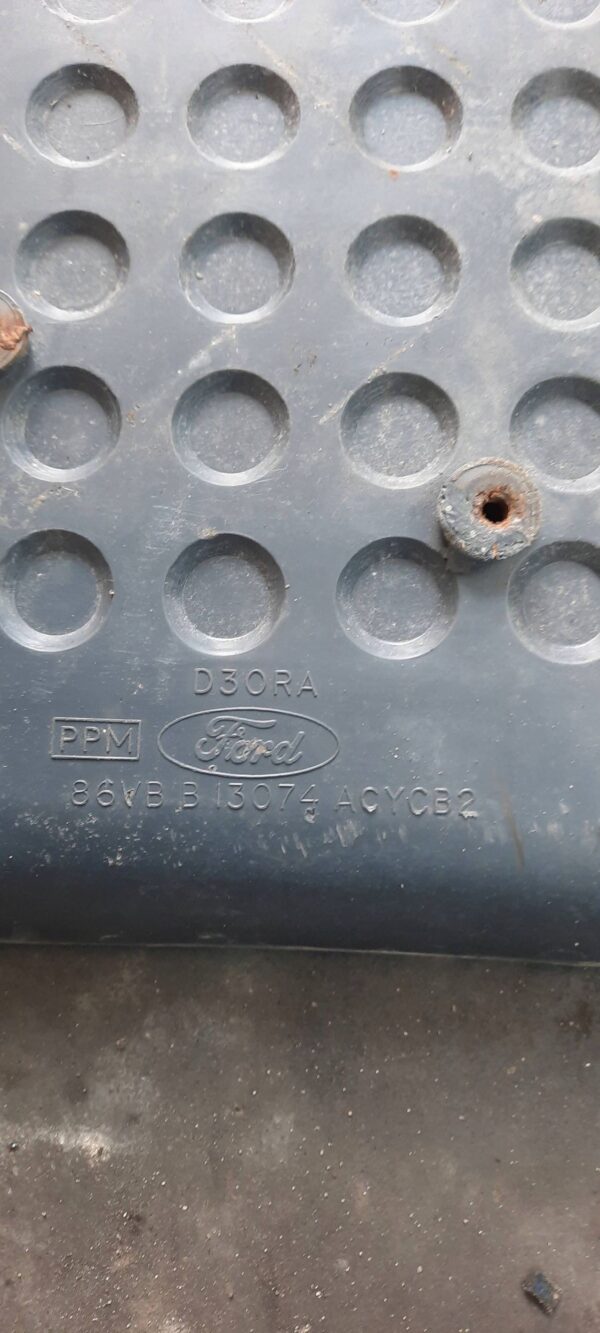 PRÓG TRANSIT MK4 86VBB13074ACYCB2