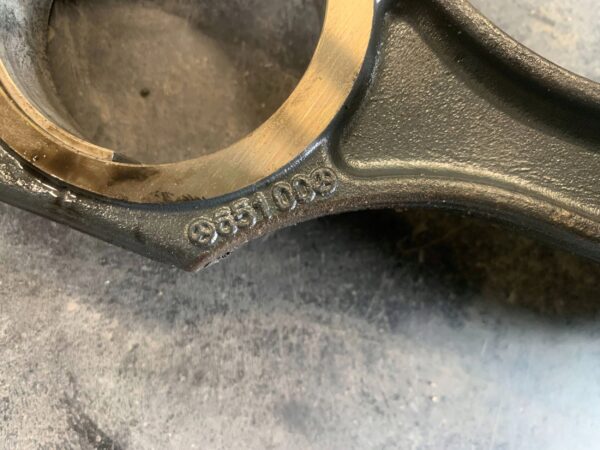 TŁOK Z KORBOWODEM ZESTAW VITO W639 65100