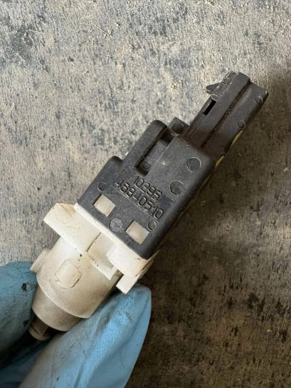 CZUJNIK STOP FIAT DUCATO CITROEN JUMPER 46840510