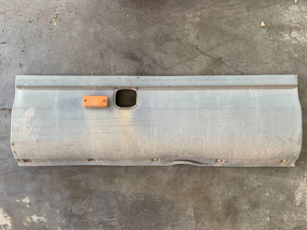 LISTWA DRZWI TYLNYCH IVECO DAILY 06- 504099688 504099680