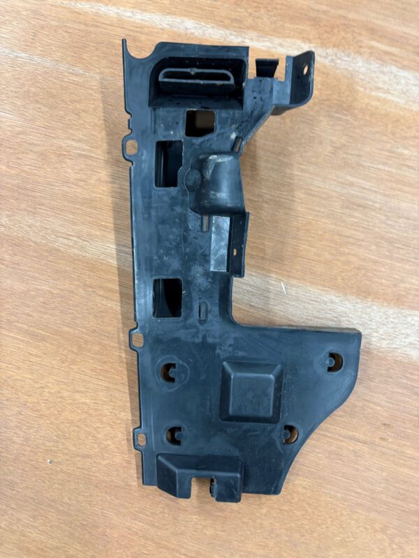 OSŁONA KONSOLI DESKI BERLINGO III 04157106