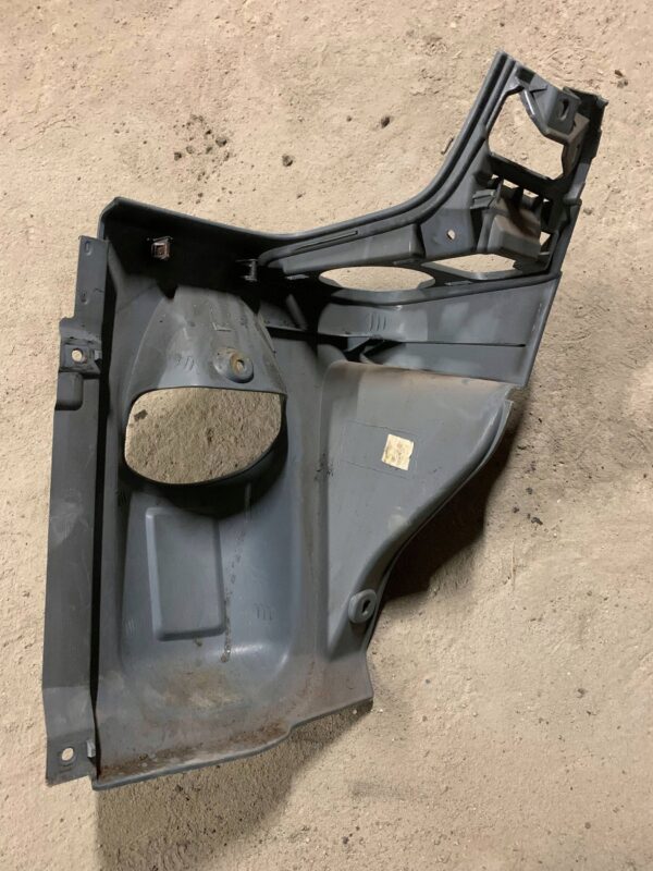 UCHWYT NA KUBEK OSŁONA KONSOLI TRANSIT MK7