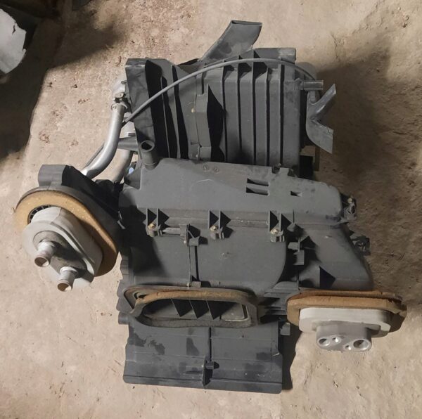 NAGRZEWNICA TRAFIC II 8200176789