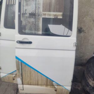 DRZWI PRAWY TYŁ VW T5