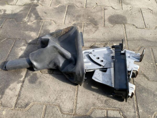 6845ed8e9e6bc9e3ead2a8feee40467d