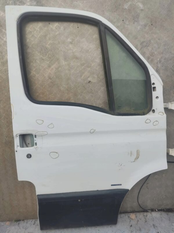 DRZWI PRAWY PRZÓD IVECO DAILY 99-06r 109