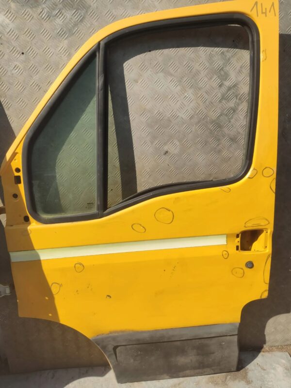 DRZWI LEWY PRZÓD IVECO DAILY 99-06r 141