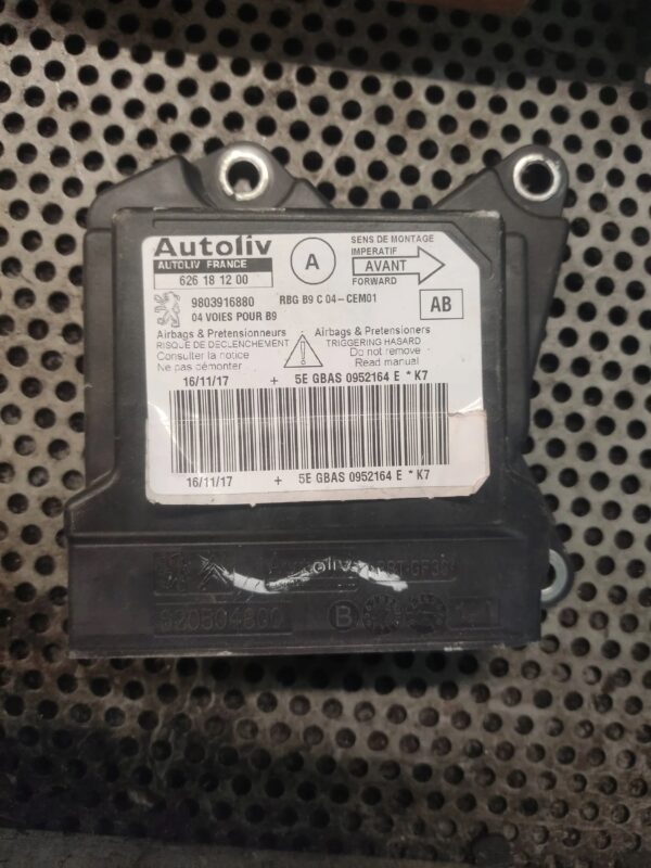 fbe1ce3a511ecfe9e60ea92c95a6979e