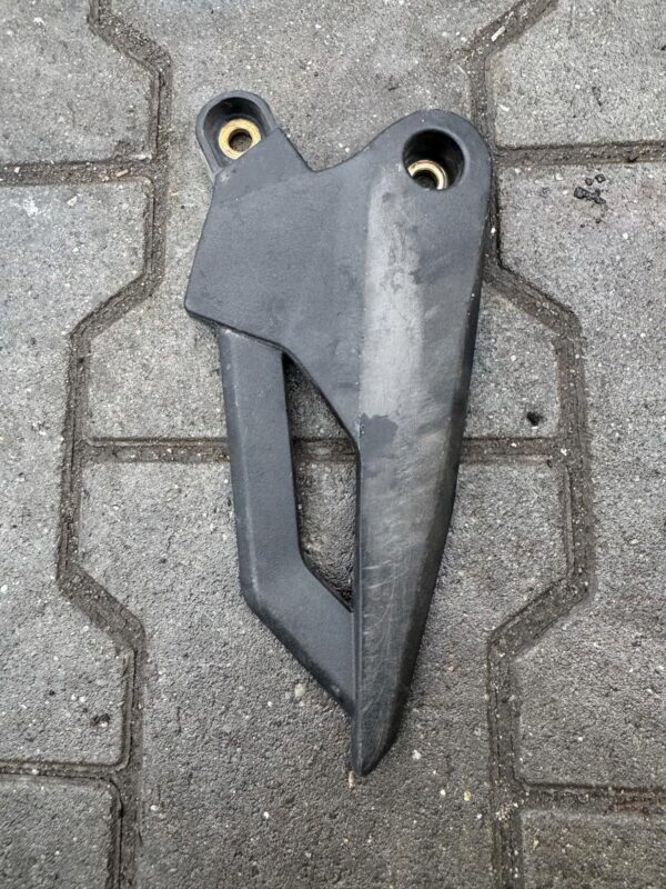 MOCOWANIE ŚLIZG PLASTIK TRIUMPH TIGER 800 XCA 18-20 LIFT 2085500