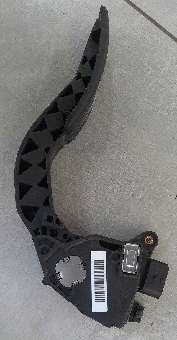 28d381dfc6cbe507ffed172245af5247