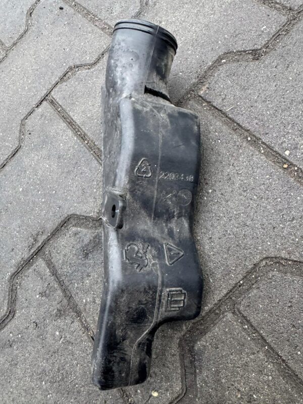 PRZEWÓD POWIETRZA TRIUMPH TIGER 800 XCA 18-20 LIFT T2203438