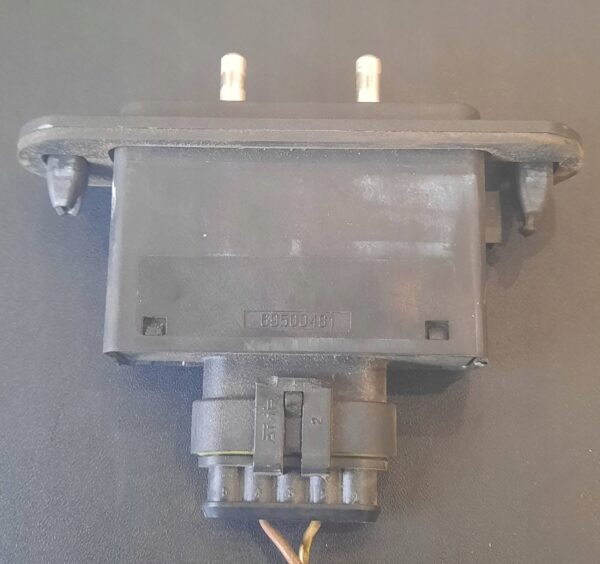 STYCZNIK DRZWI PRZESUWANYCH IVECO DAILY IV 69500481