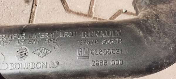 RURA DOLOT POWIETRZA DESKI RENAULT TRAFIC III 278709662R