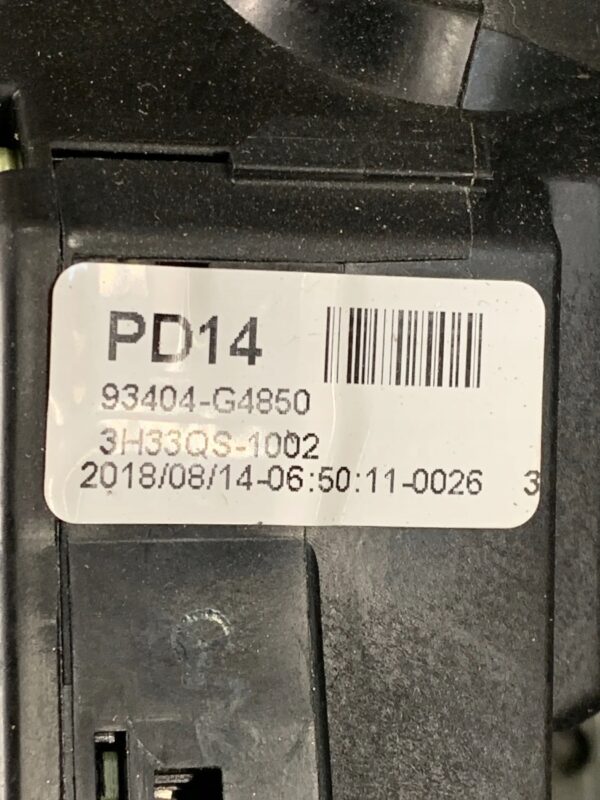 PRZEŁĄCZNIK MANETKI HYUNDAI I30 93404G4850