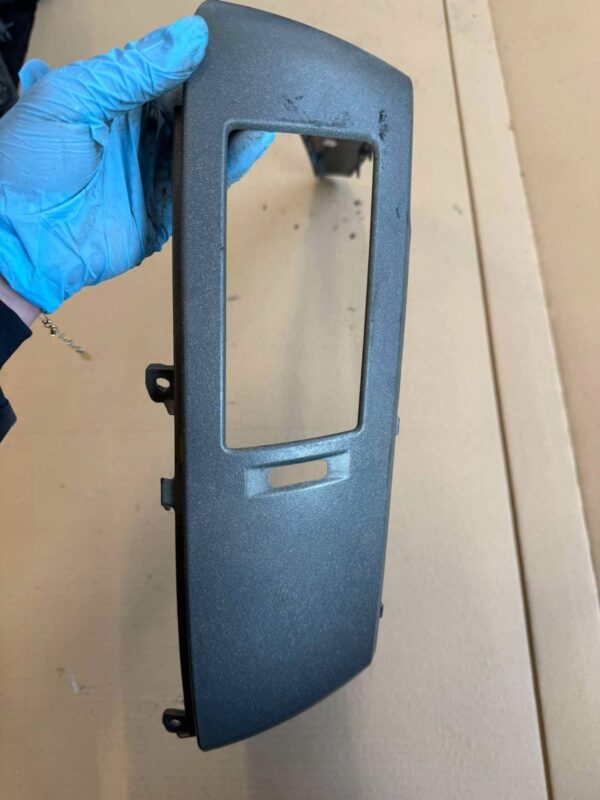 396abd2d11f2965b0cde1702967611da.jpg LISTWA KONSOLI PRAWA VW CRAFTER MERCEDES SPRINTER 906 A9066890137